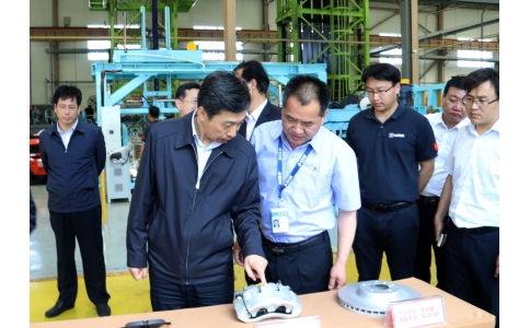 東營市委書記李寬端蒞臨公司調研