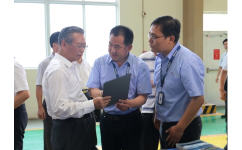 原山東省委書記劉家義蒞臨公司視察